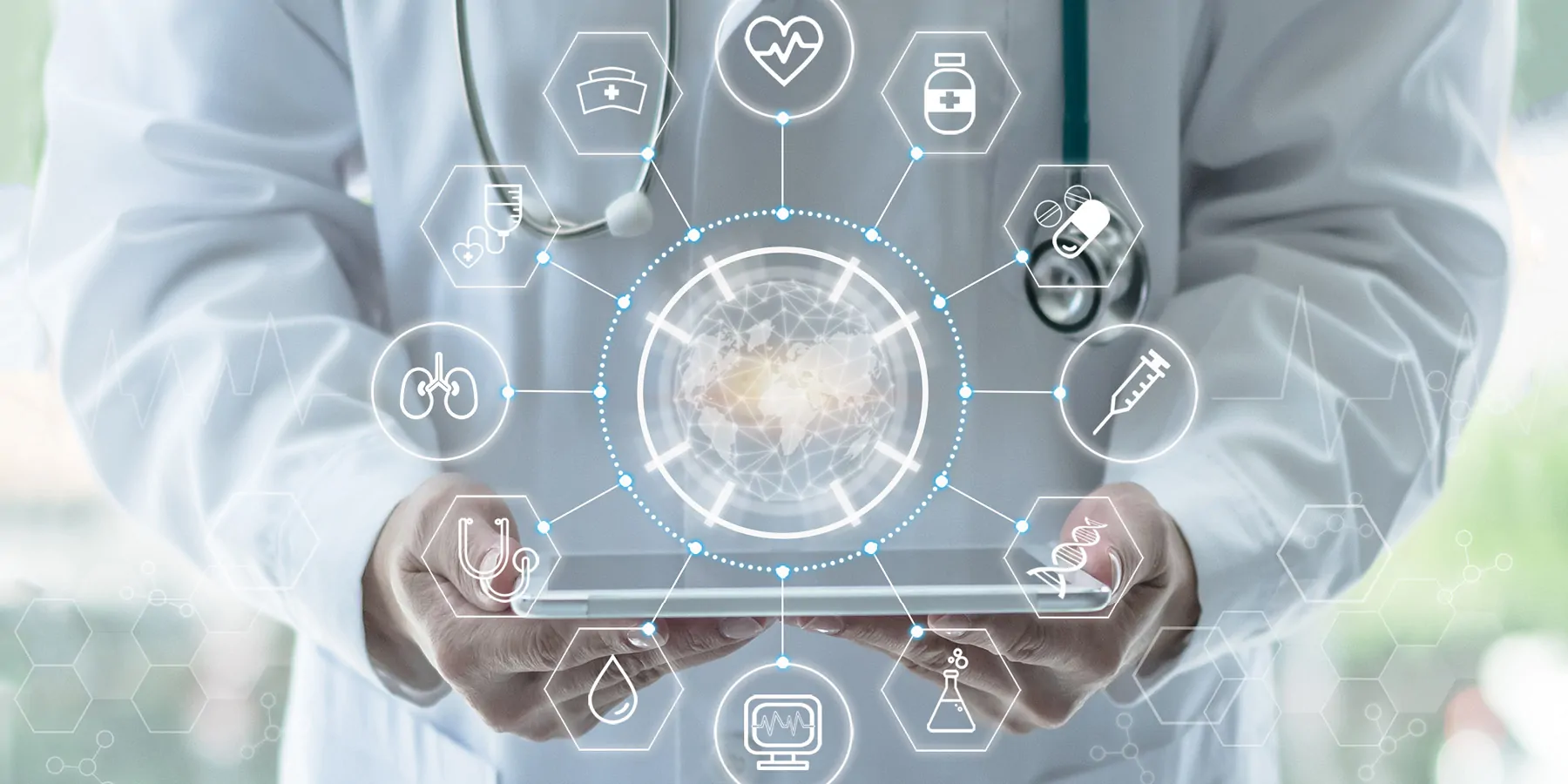 A clinical lab professional using clinical decision support software to classify cancer variants. 