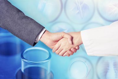 10 Tips for Hiring the Right Employees for Your Clinical Lab