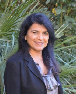Photo portrait of Suparna Mundodi