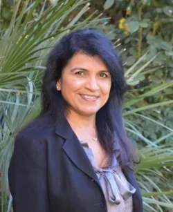 Photo portrait of Suparna Mundodi