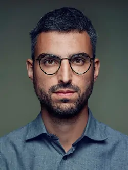 Photo portrait of Thomas Ybert