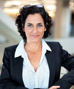 Photo portrait of Rachel Diamant