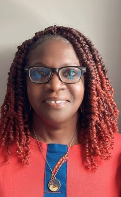 Photo portrait of Martu Richards