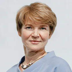 Photo portrait of Elena Kondrasheva, PhD