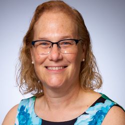 Photo portrait of Elisa Cascade