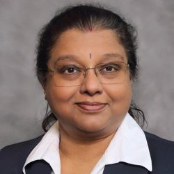 Photo portrait of Honey Reddi