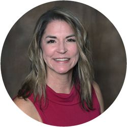 Photo portrait of Jeanie Bach MSN, RN CCRN