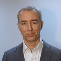 Photo portrait of David Latto, PhD