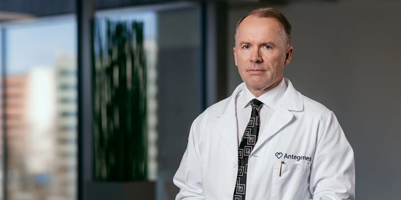 Photo portrait of Peeter Padrik, MD, PhD, lead author and oncologist at Tartu University Hospital and health technology company Antegenes.