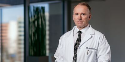 Photo portrait of Peeter Padrik, MD, PhD, lead author and oncologist at Tartu University Hospital and health technology company Antegenes.