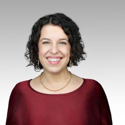 Photo portrait of Mirit Eldor