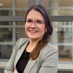 Photo portrait of Stéphanie Légaré, PhD