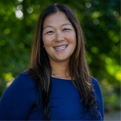 Photo portrait of Noreen Hong, MBA